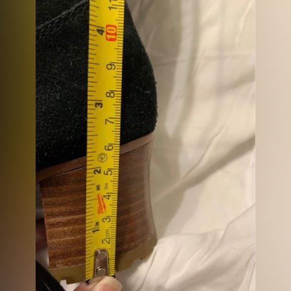 Boho suede ladies sz 6 1/2 boots - NEW - Picture 5 of 8